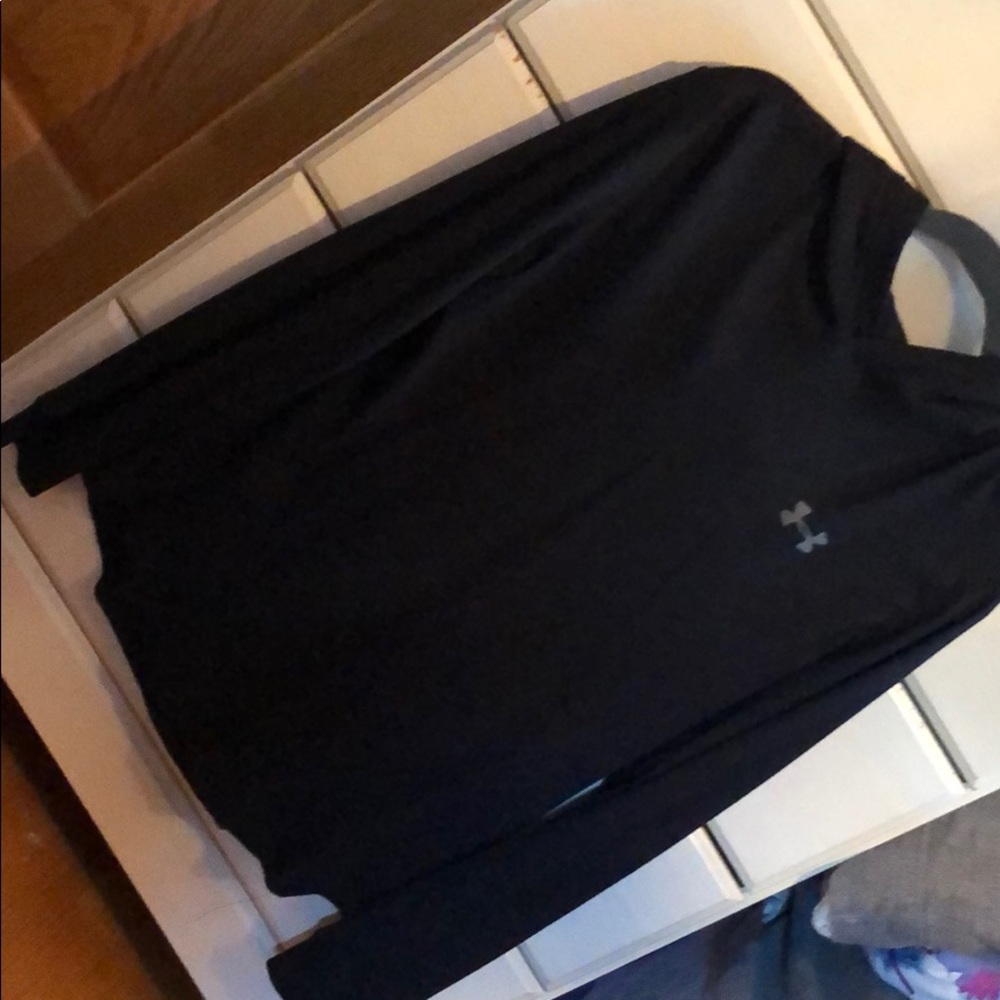 Long sleeve under Armour